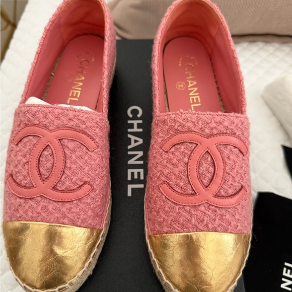 Chanel Pink and Gold Women's Espadrilles - Picture 1 of 4
